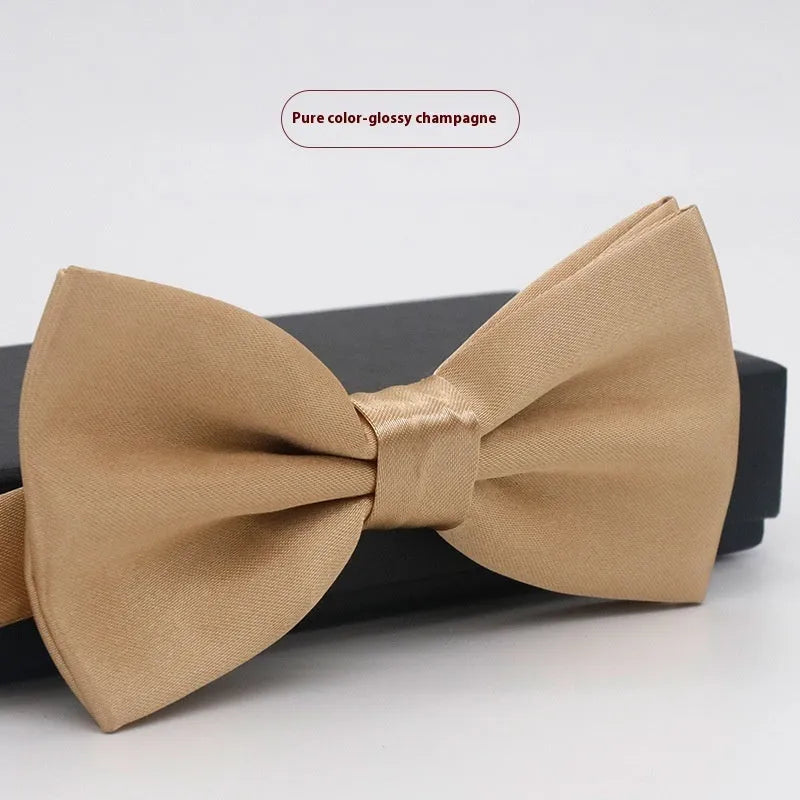 Solid colour formal bow tie with flat head design in polyester fabric