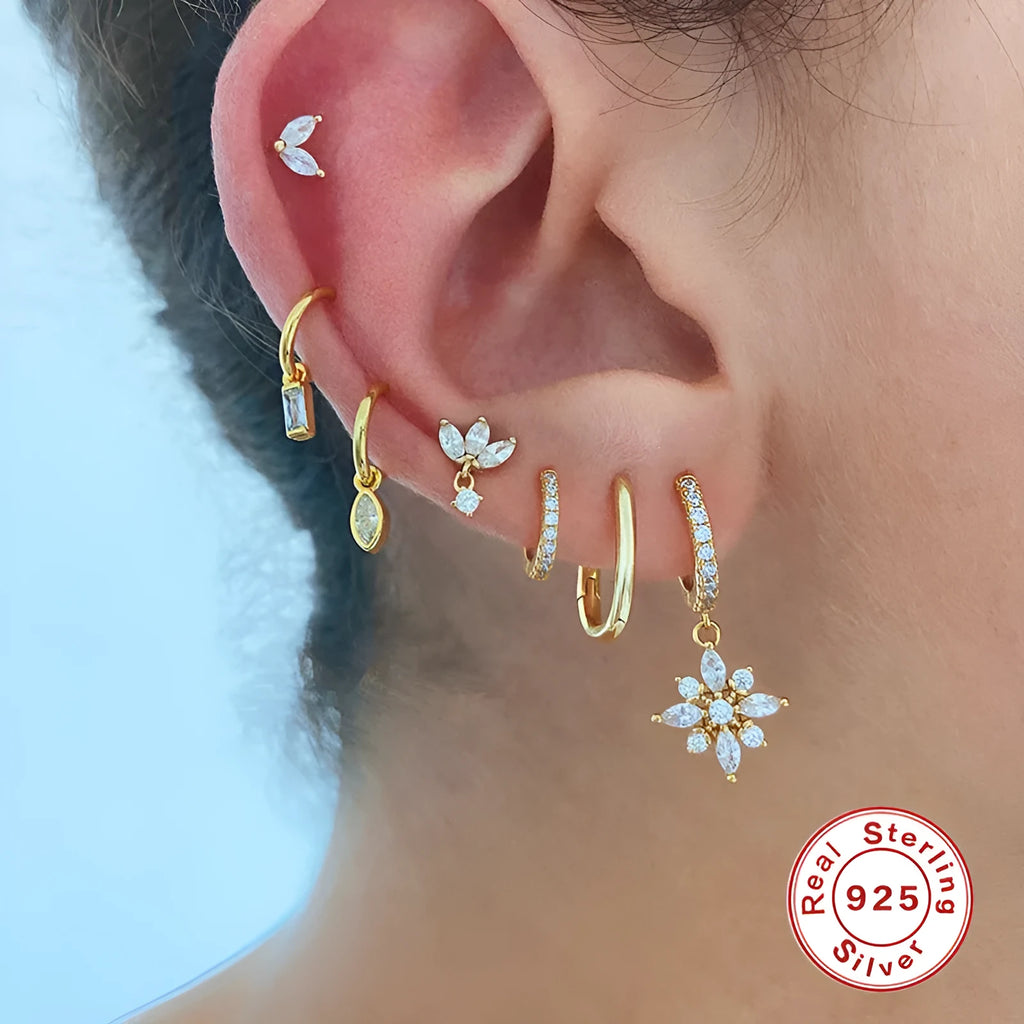S925 sterling silver snowflake pendant earrings with gemstone inlay in yellow gold or white gold colour finish.