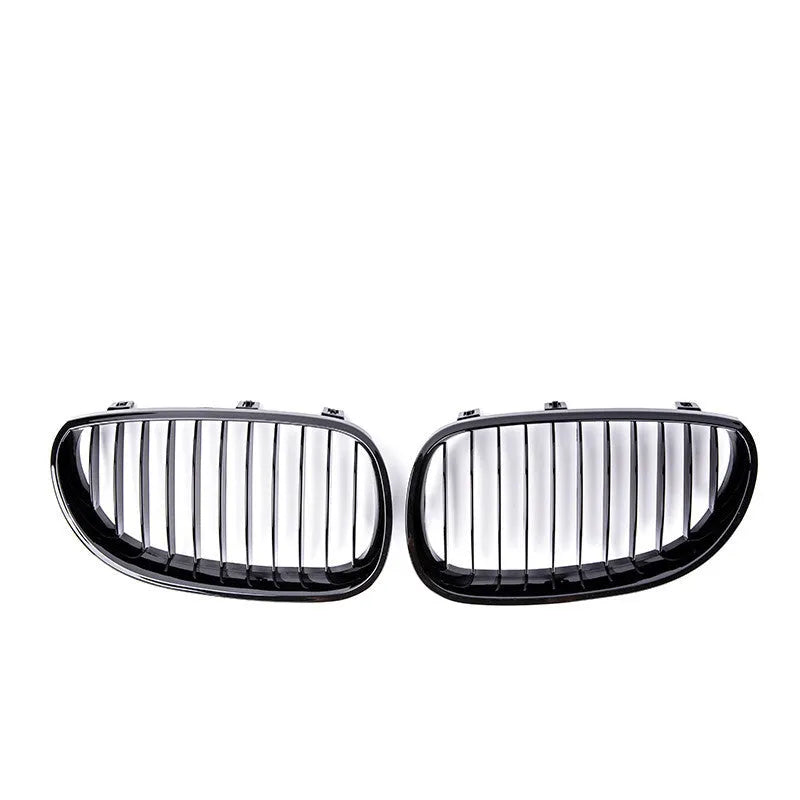Carbon fibre pattern front grille for BMW 5-Series E60 E66 models on black background.
