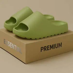 Women's thick-sole beach slippers in available colours with EVA injection moulded construction