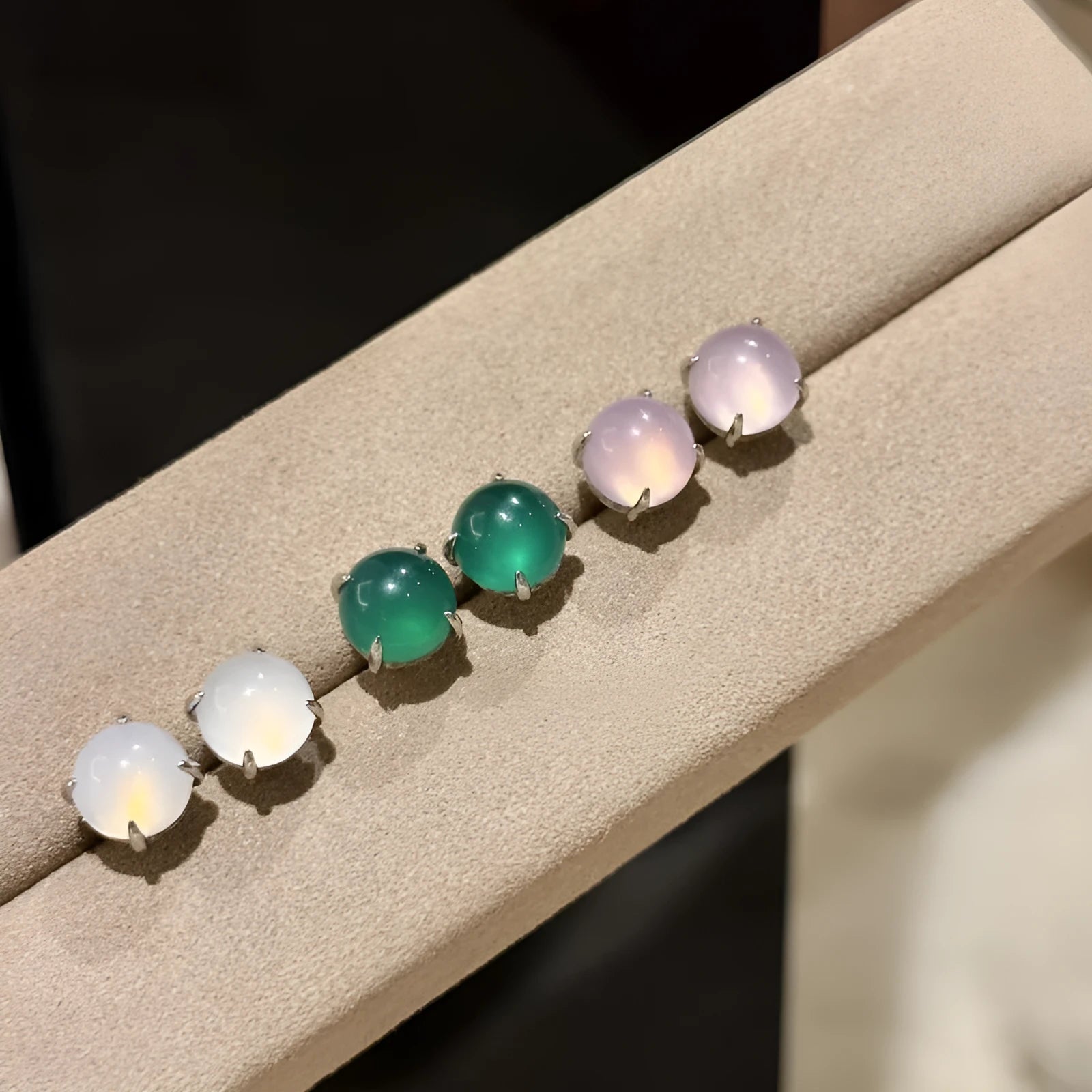 Chinese national fashion chalcedony stud earrings with round egg surface design and four-claw copper settings