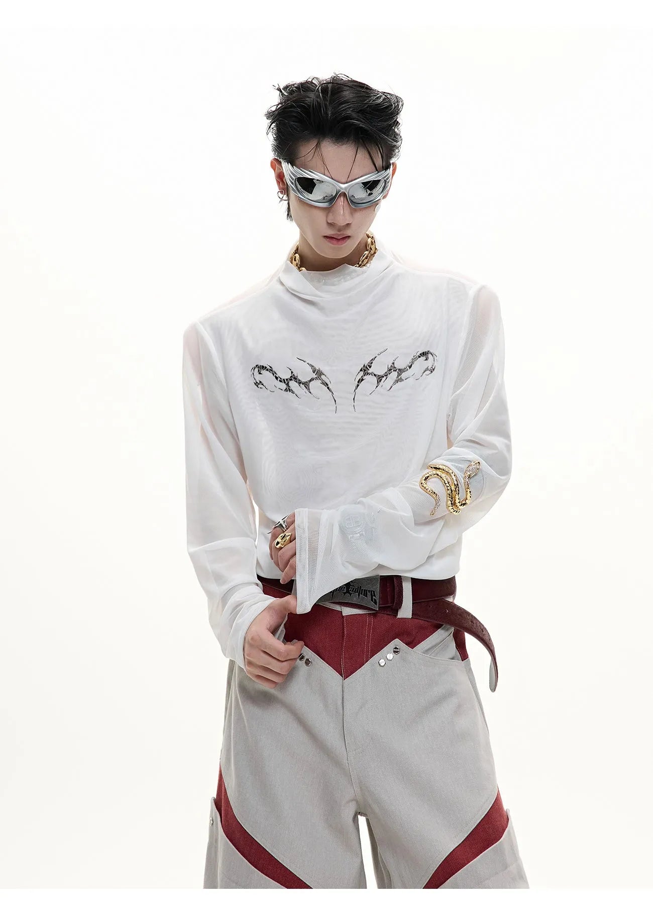Men's black mesh slim-fit long-sleeved bottoming shirt on a hanger.