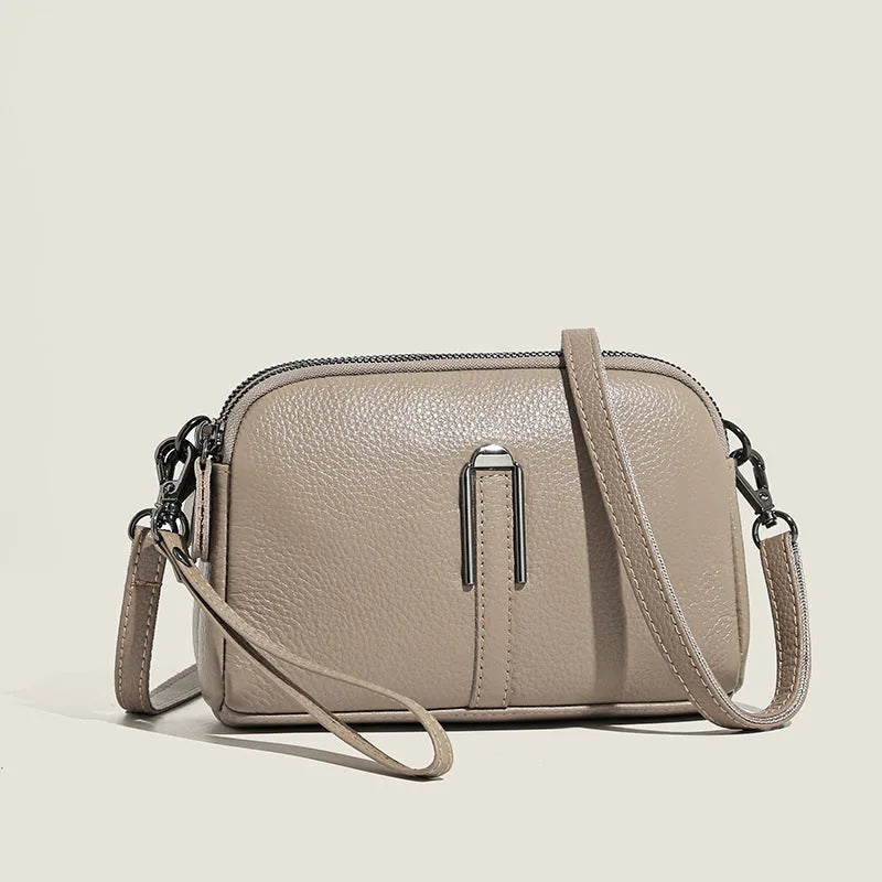 Genuine leather women's shoulder bag in urban simplicity style with horizontal square shape