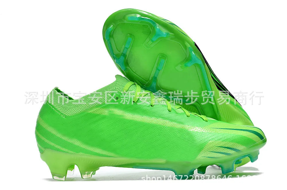 Men's low-top football shoes with knitted upper, lace-up front, and rubber sole with FG studs.