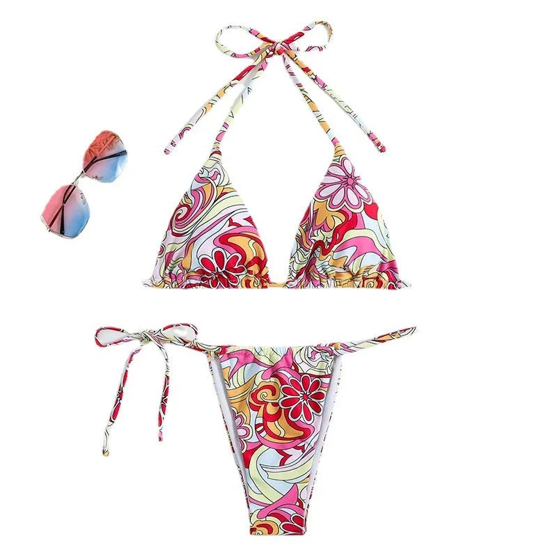 Women's triangle print bikini separate system with adjustable hanging neck design in multicolour pattern