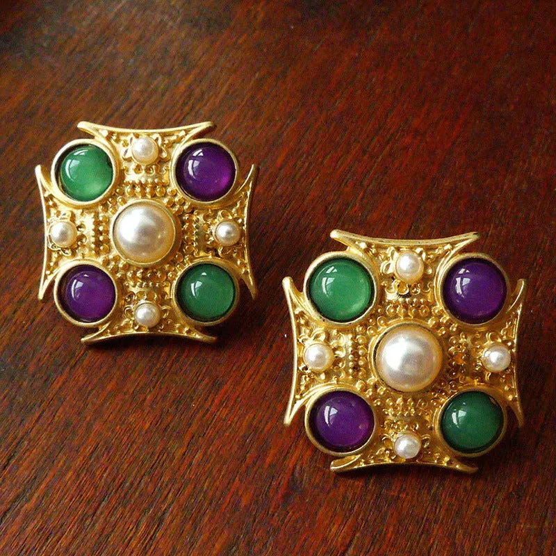 Retro baroque vintage brooch in zinc alloy with diamond shape, showing eight style options from 2cm to 5.5cm dimensions.