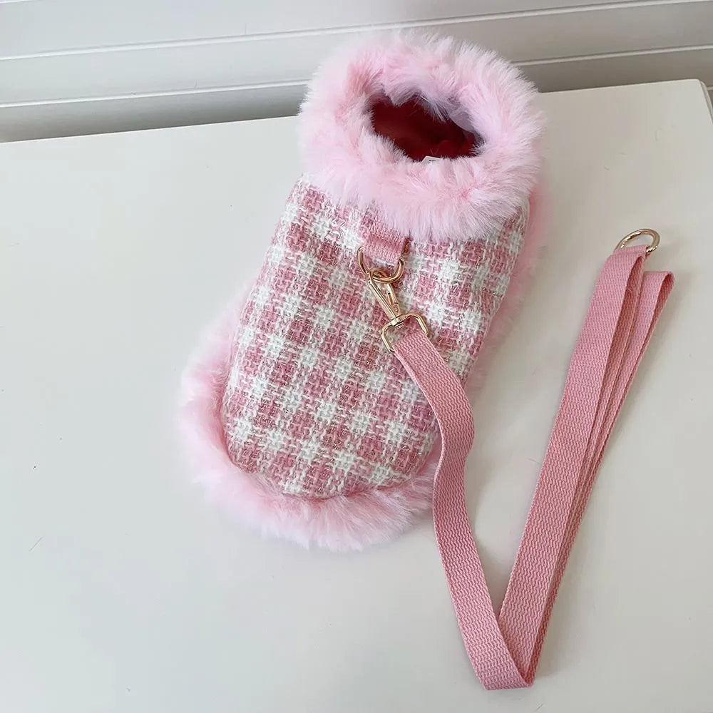 Pink polyester cat traction clothing set with cape, beret, and hand-holding rope in five sizes