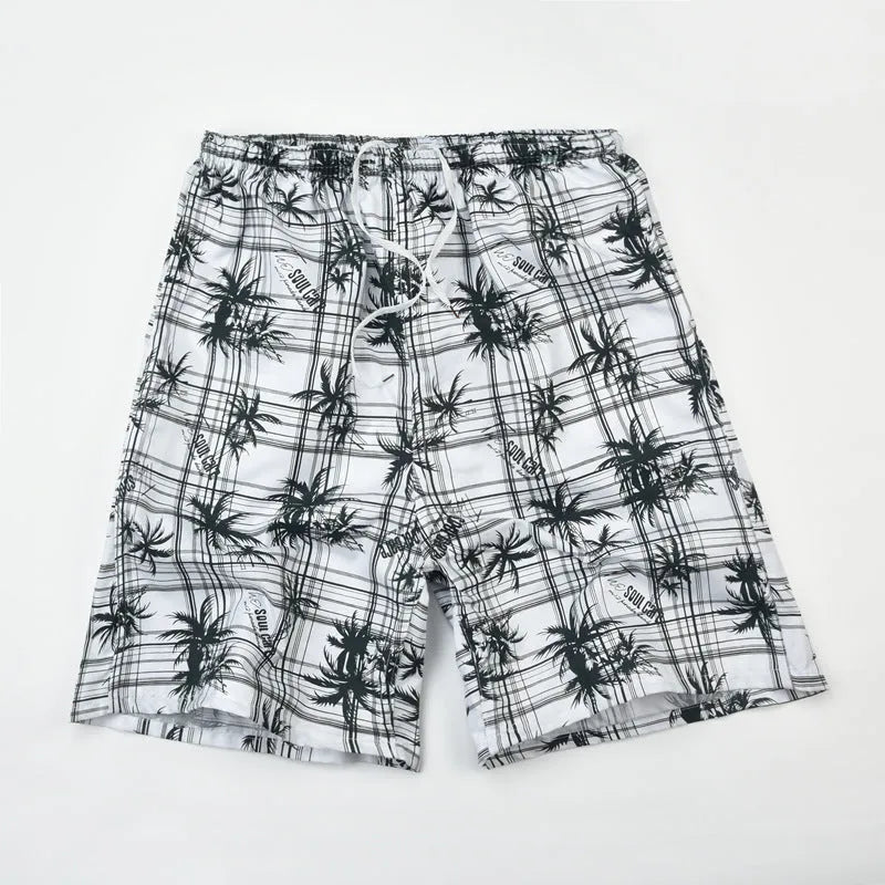 Men's floral printed swimming trunks with five-point design in quick-dry polyester material