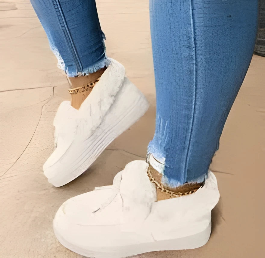 Warm cotton indoor shoes with non-slip rubber soles and velvet lining in multiple colour options