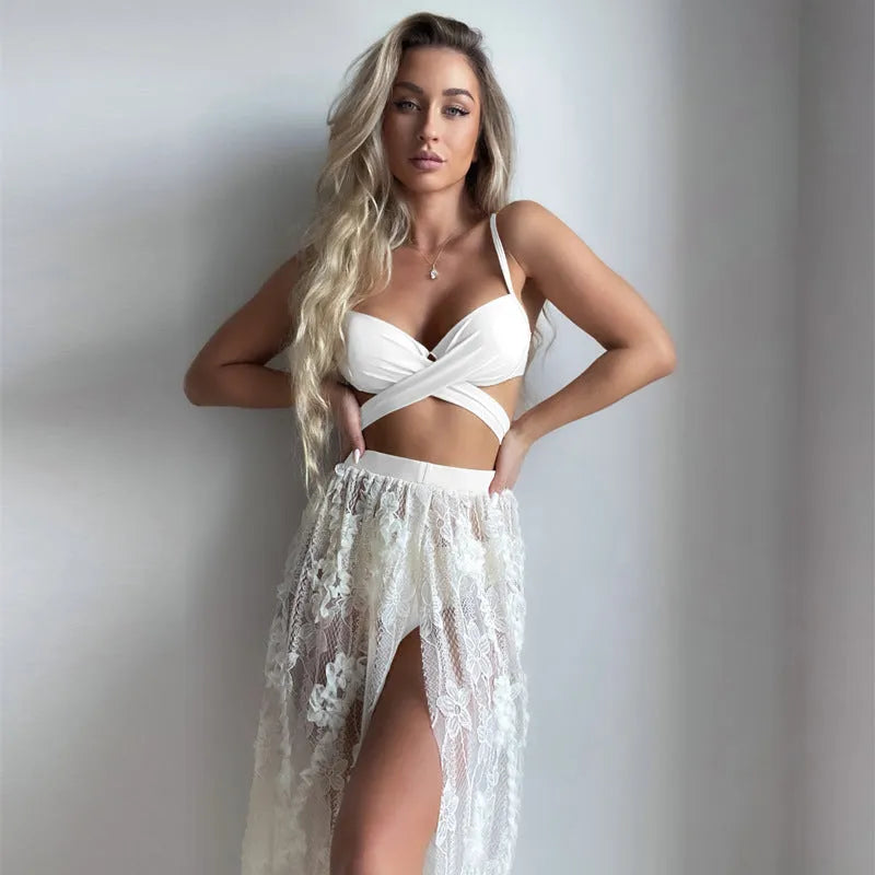 Three-piece backless push-up bikini set with matching skirt in solid colour
