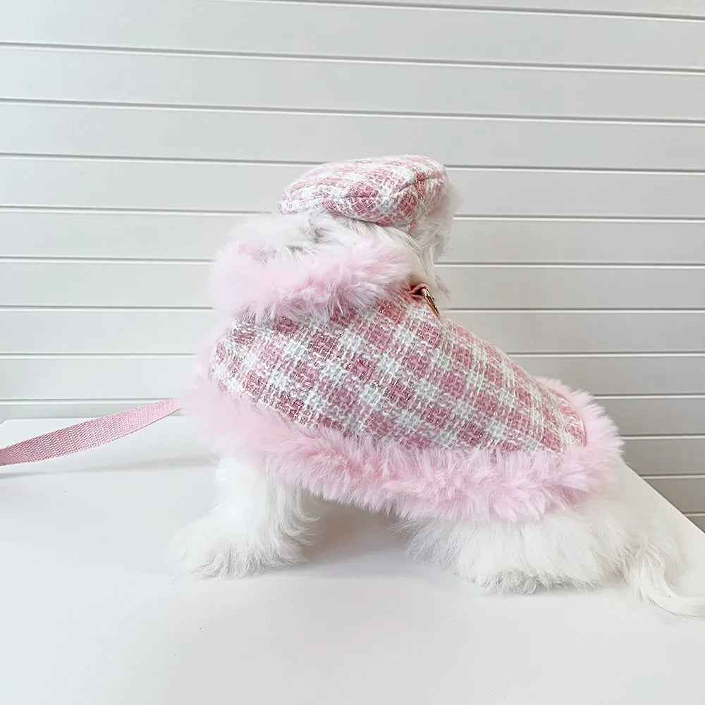 Pink polyester cat traction clothing set with cape, beret, and hand-holding rope in five sizes