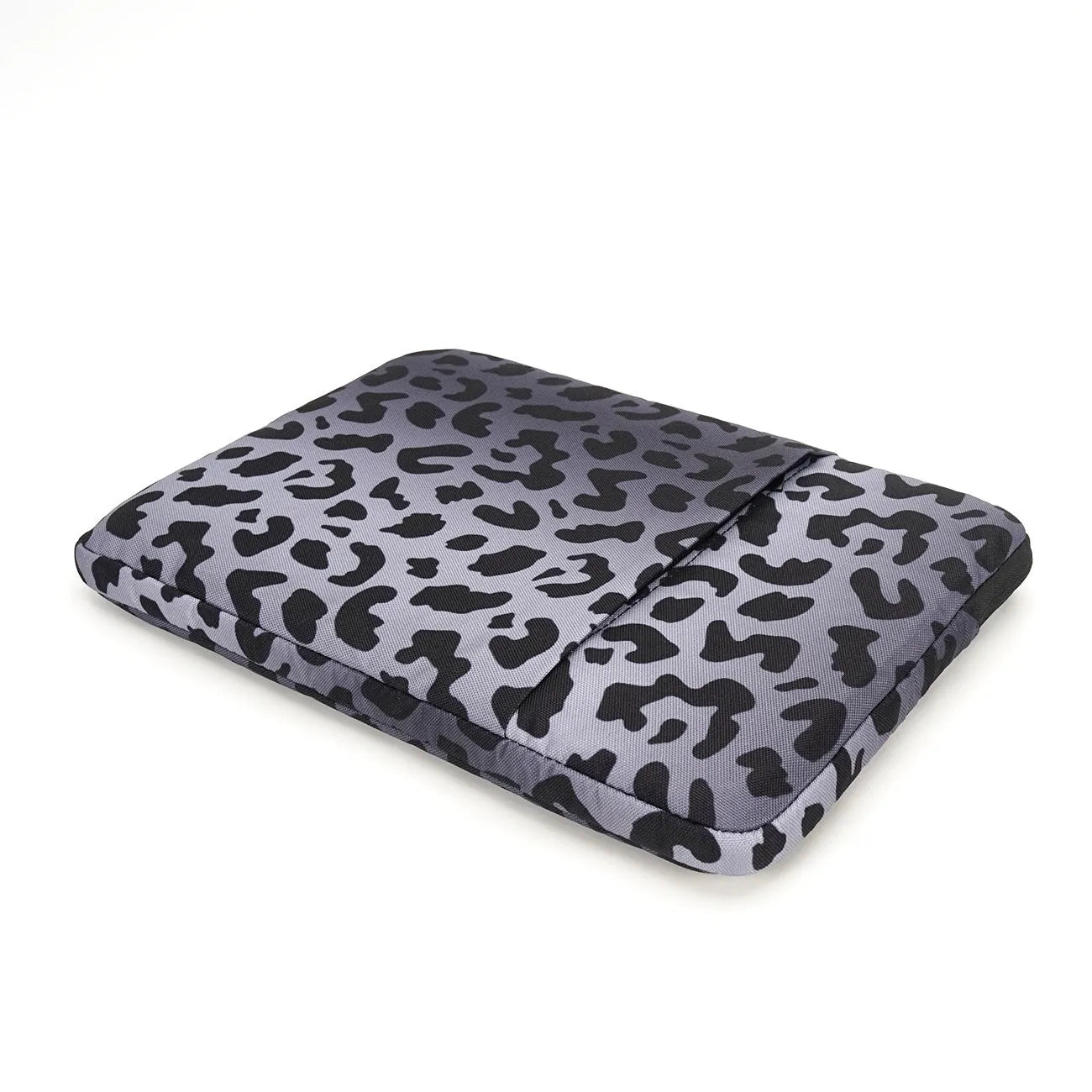 Leopard print laptop sleeve with anti-shock flannel lining for 13-16 inch laptops
