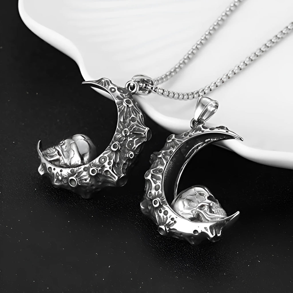 Men's silver stainless steel necklace with alloy skull pendant