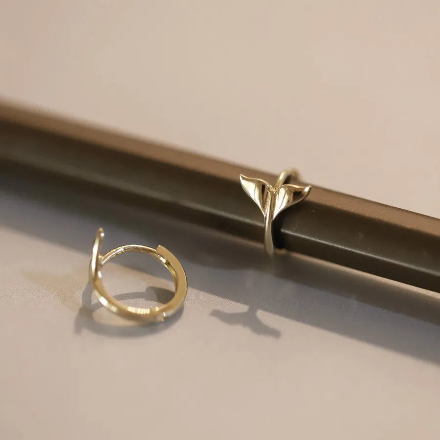 S925 sterling silver fishtail ear ring in gold colour with 8mm inner diameter
