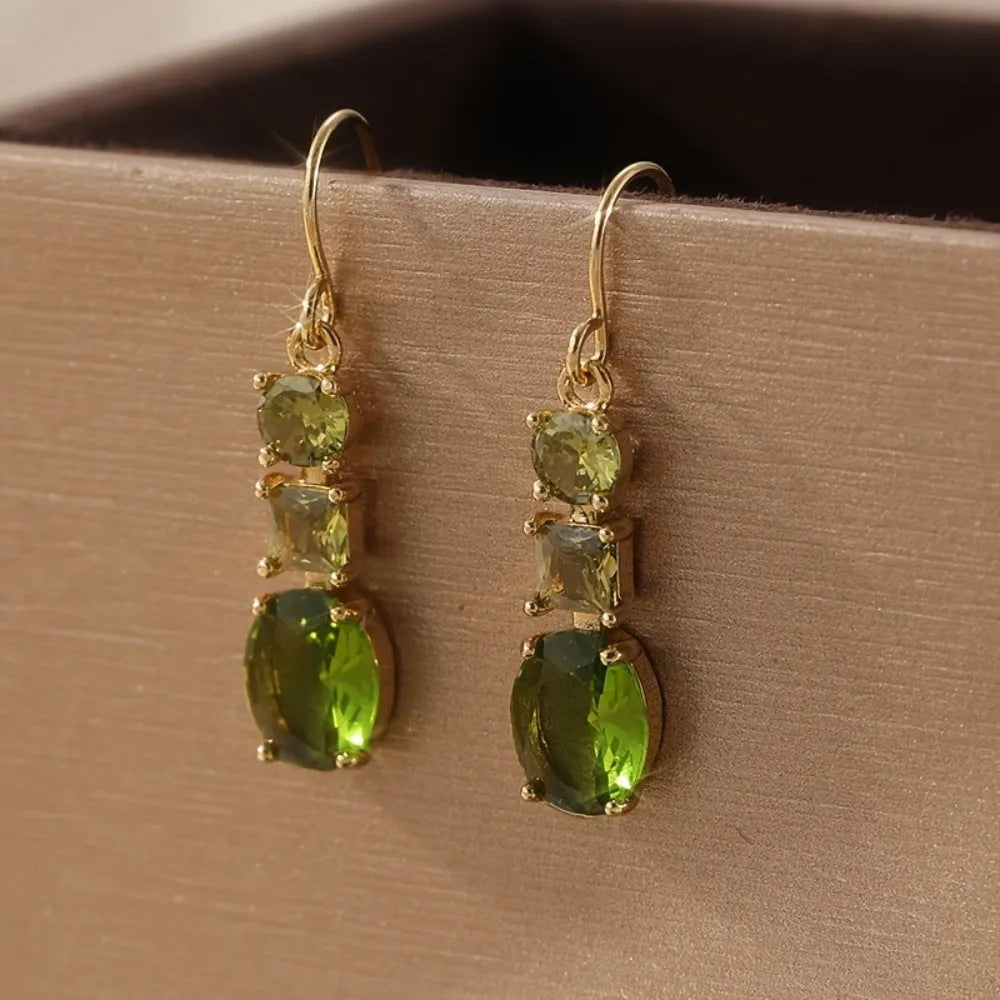 Green copper geometric earrings with quadrilateral shape, minimalist bohemian style