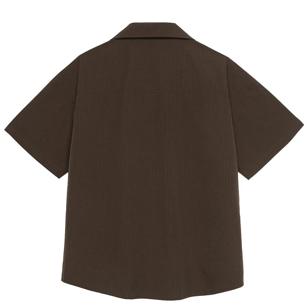 Brown striped waterproof outdoor shirt with Cuban collar and short sleeves for mountain camping