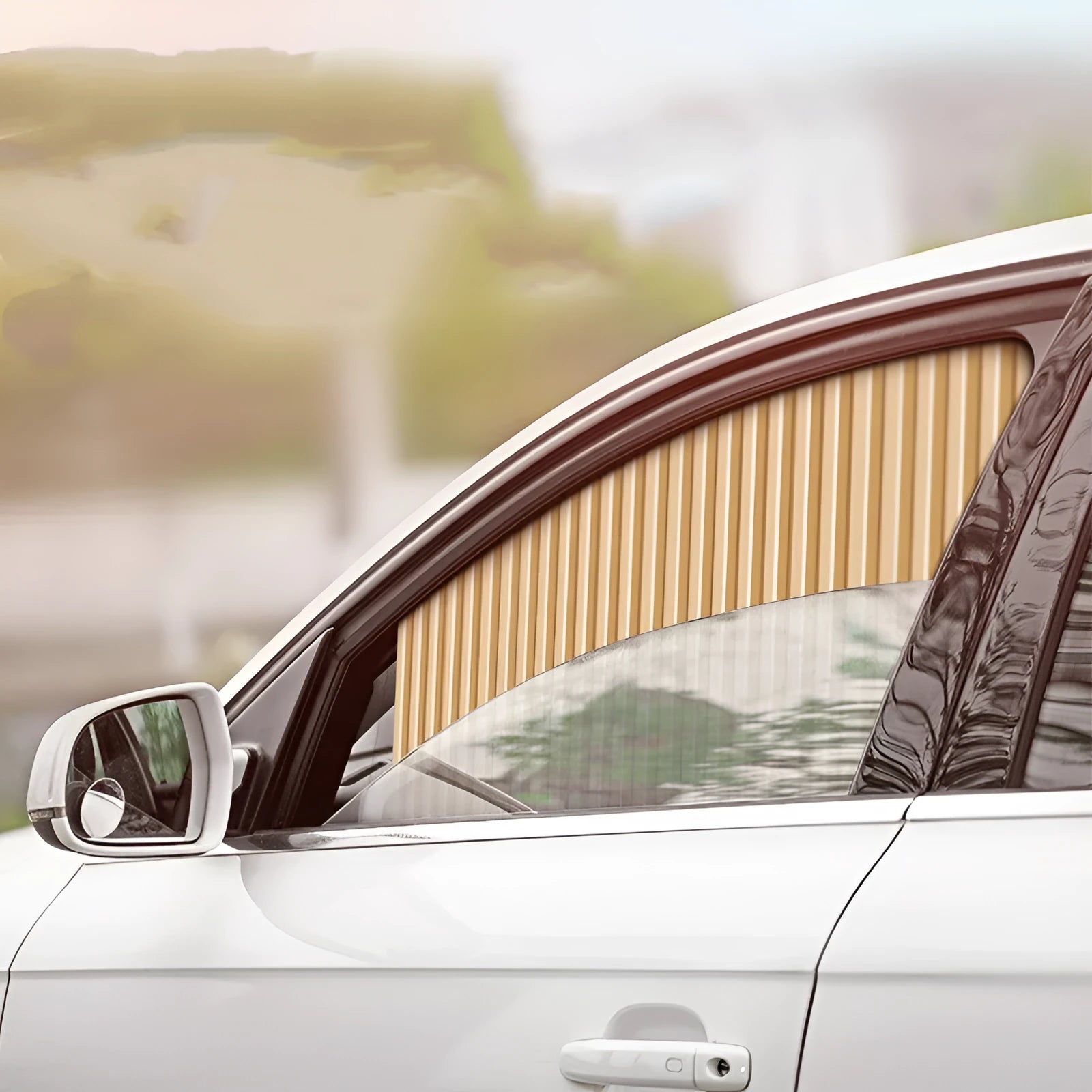 Auto retractable car sunshade curtain with roller shutter design in thick opaque cloth material