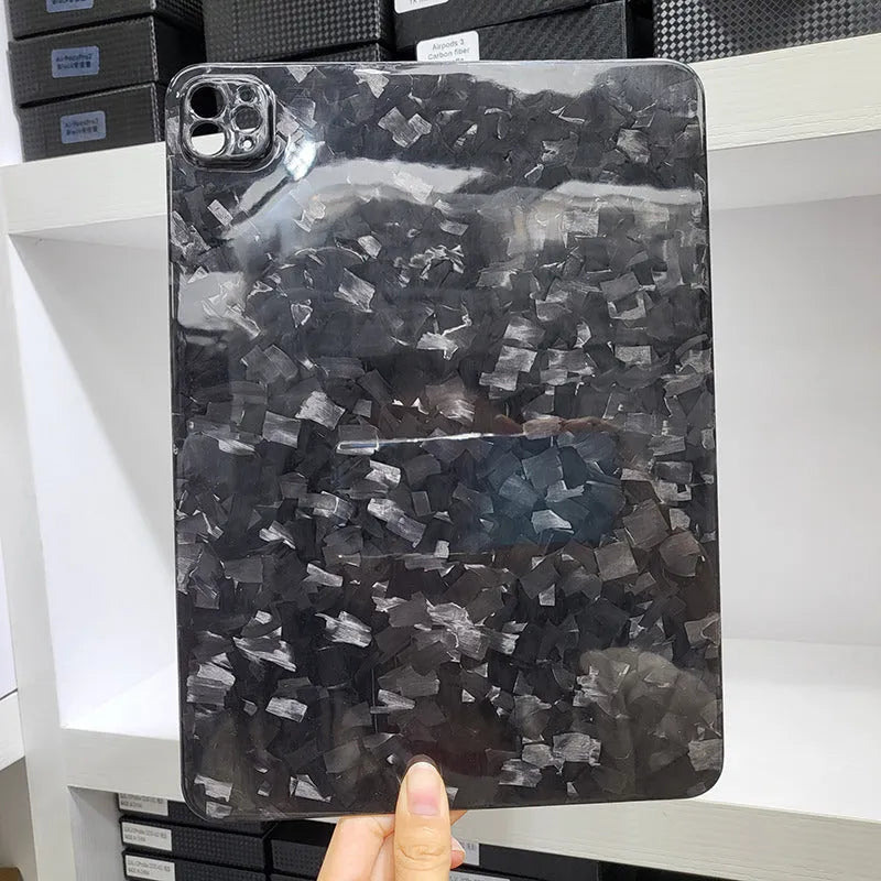 Real carbon fibre flat hard case cover for Apple iPad Pro 11 in a plaid pattern.