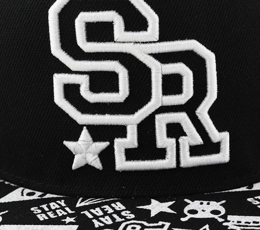Embroidered letter baseball hat in cotton with adjustable strap, dome crown, black and white colour options