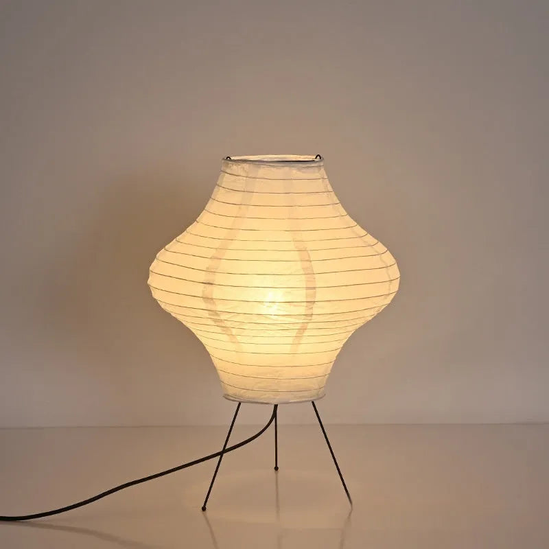 Japanese-style cylindrical decorative table lamp with three-colour light, dimensions D32cm x H45cm.