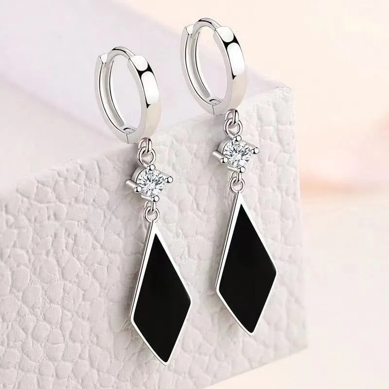 Vintage diamond earrings with Japanese Korean temperamental style geometric design and silver electroplated finish