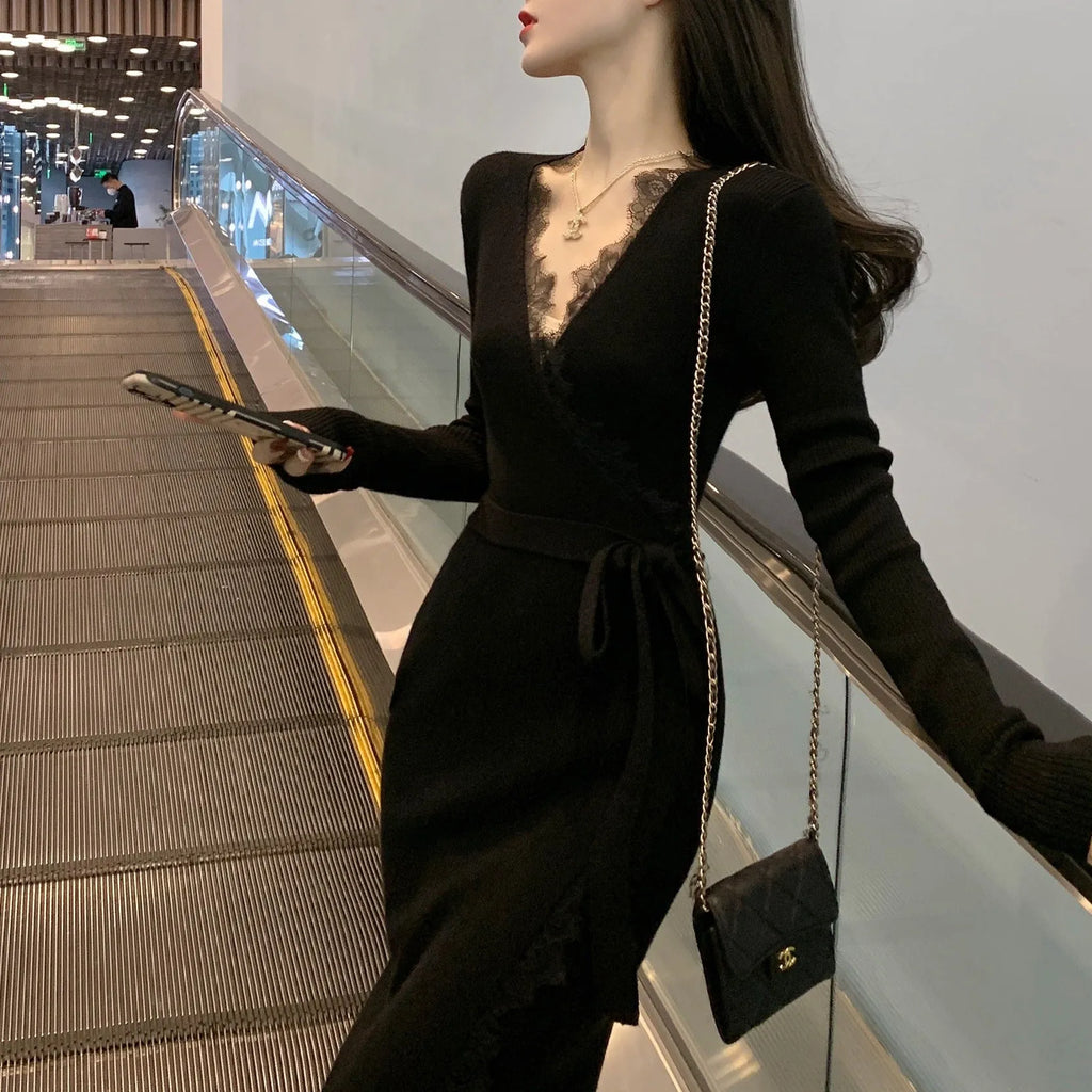 Black women's woolen princess dress skirt with slim fit silhouette and solid colour design