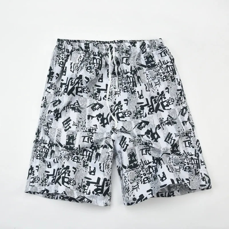Men's floral printed swimming trunks with five-point design in quick-dry polyester material