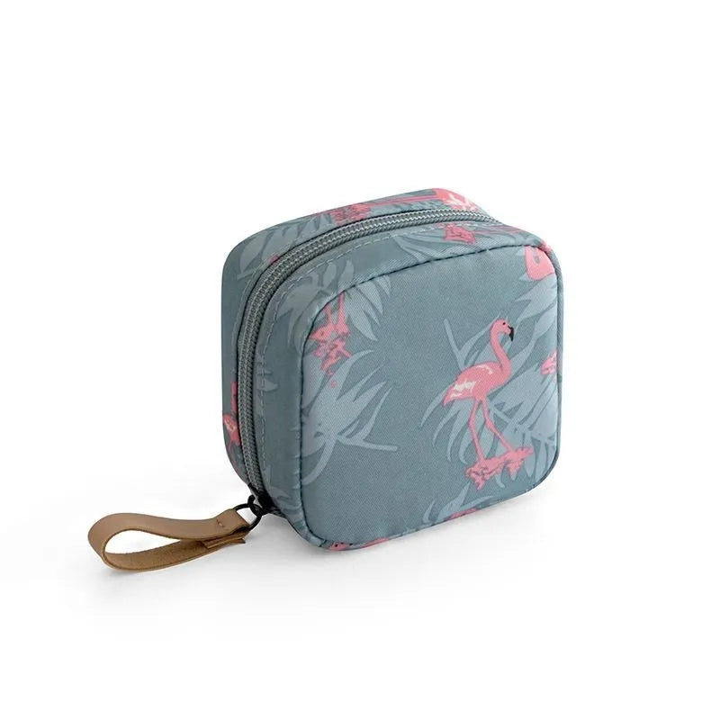 Blue cloth makeup storage bag with cube shape and plain pattern for cosmetics organisation