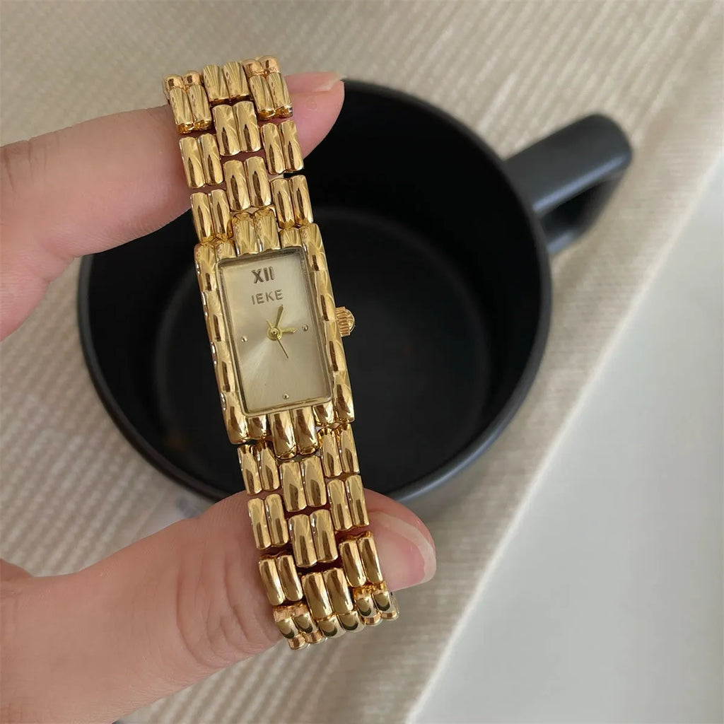 Women's mid-ancient style bracelet watch with 15mm dial and butterfly clasp