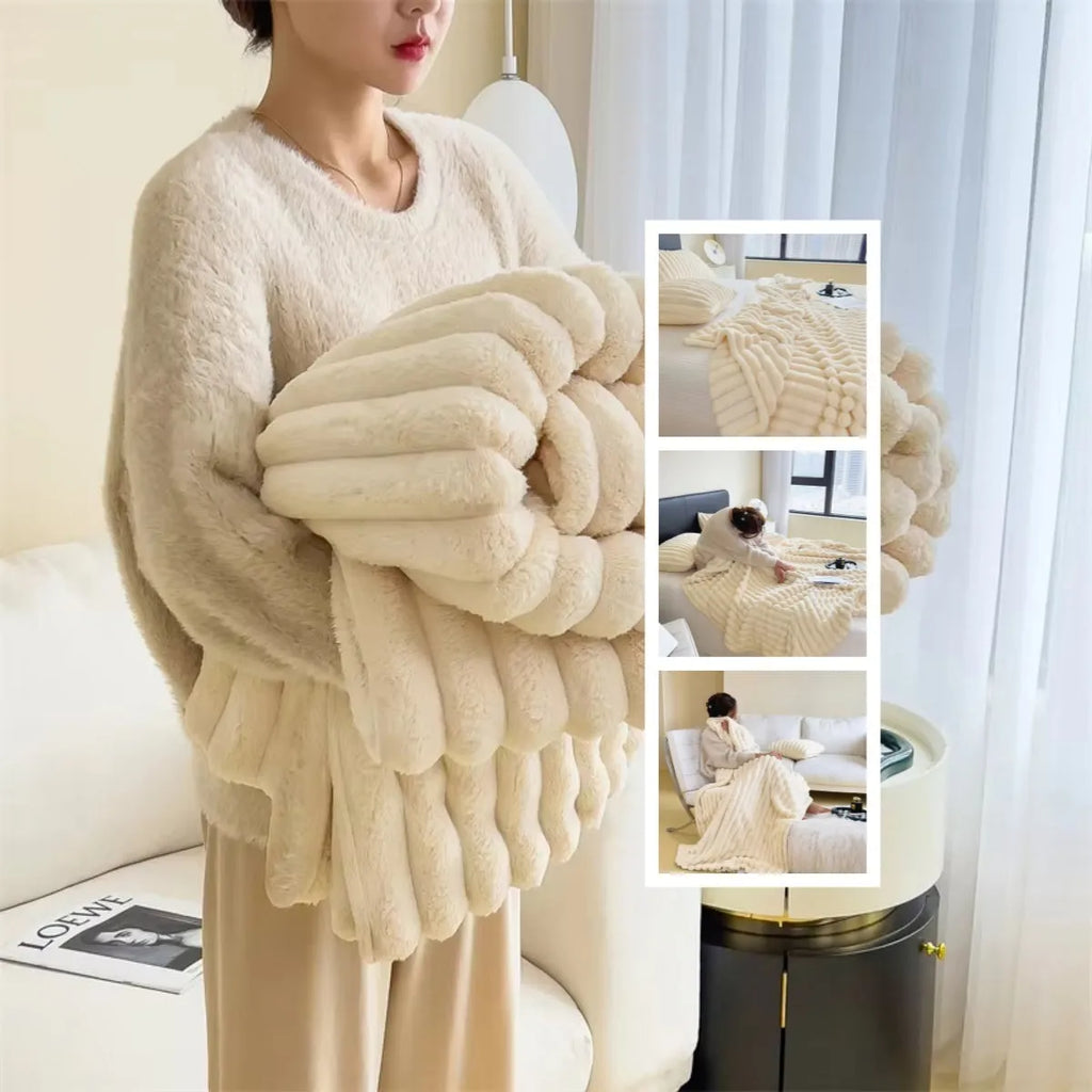 Solid colour double-sided thickening faux rabbit fur blanket in bubble velvet texture.