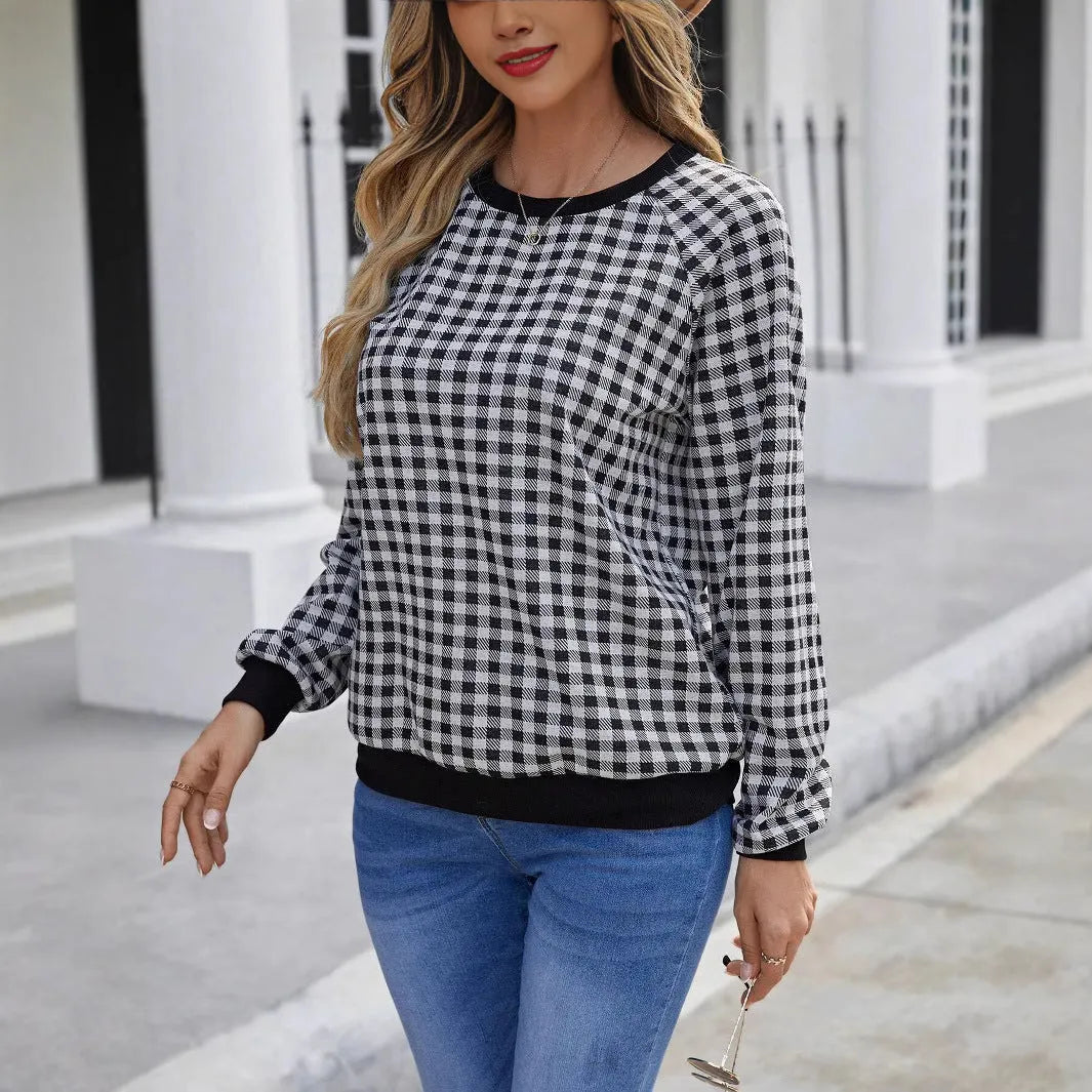Black Japanese sweet plaid pattern long sleeve pullover sweater with printed elements