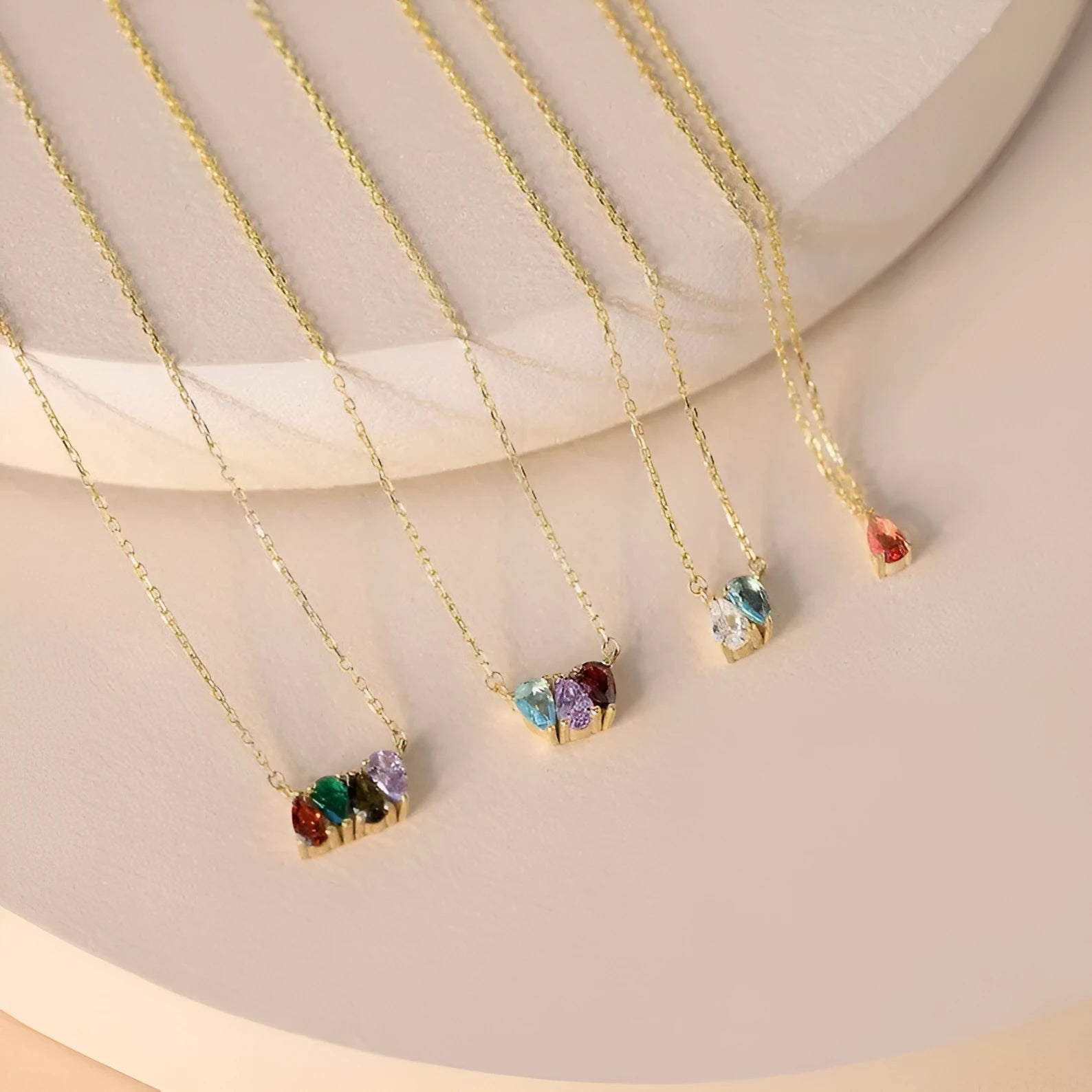 Zircon birthstone necklace on a titanium steel chain with an electroplated finish.