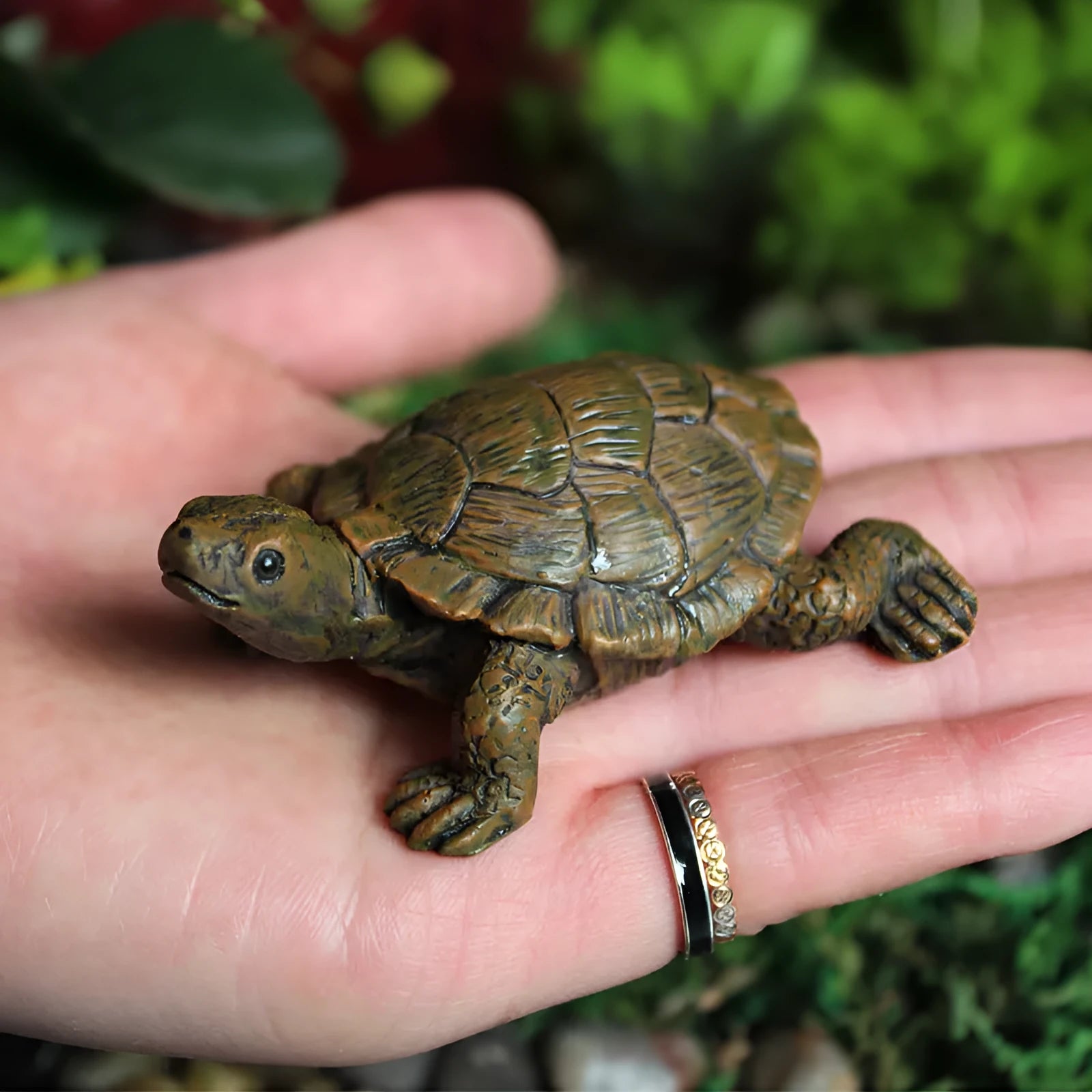 Realistic resin turtle decoration for miniature gardens and displays with natural colour variations