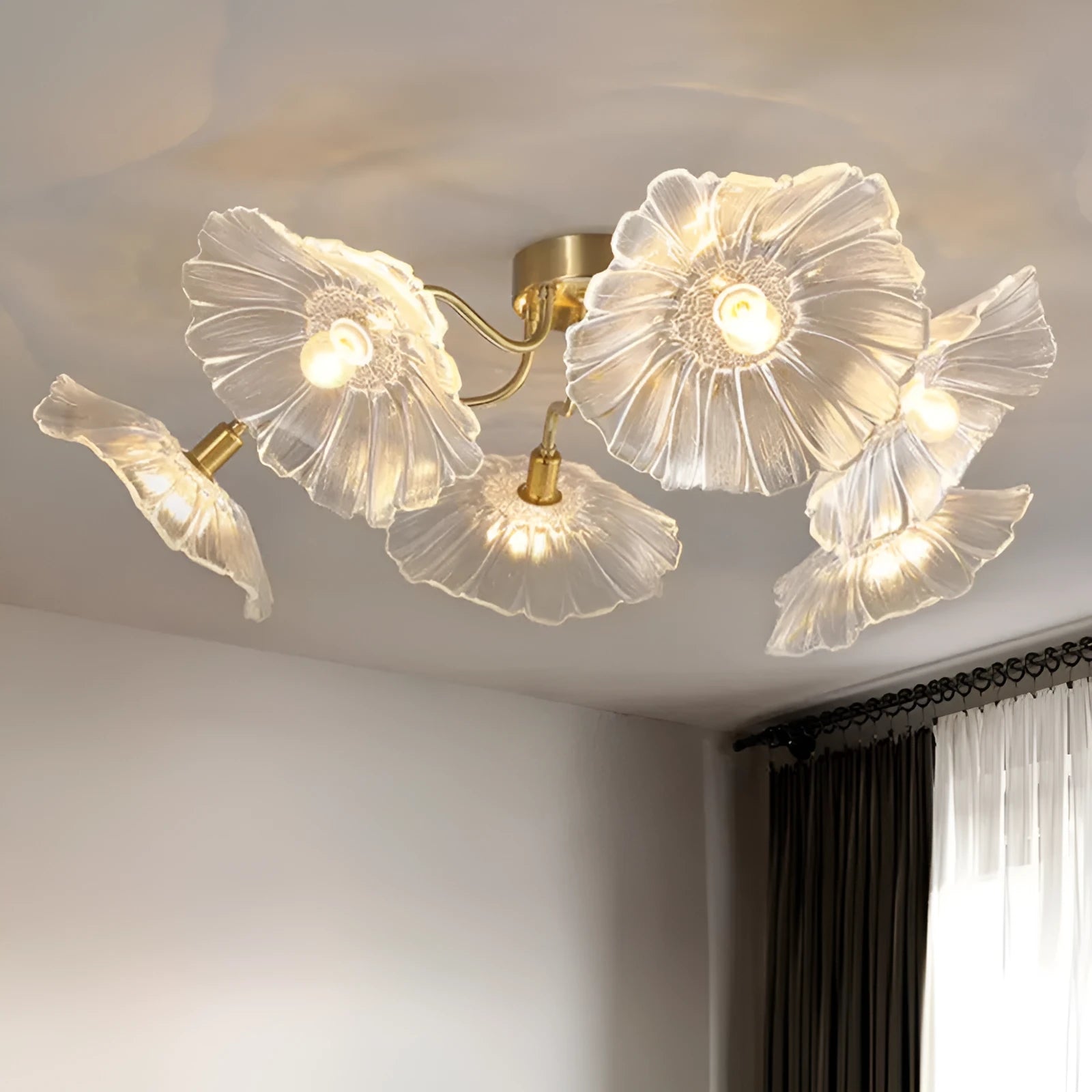 White and purple flower ceiling lamp with multiple heads and three light colour options