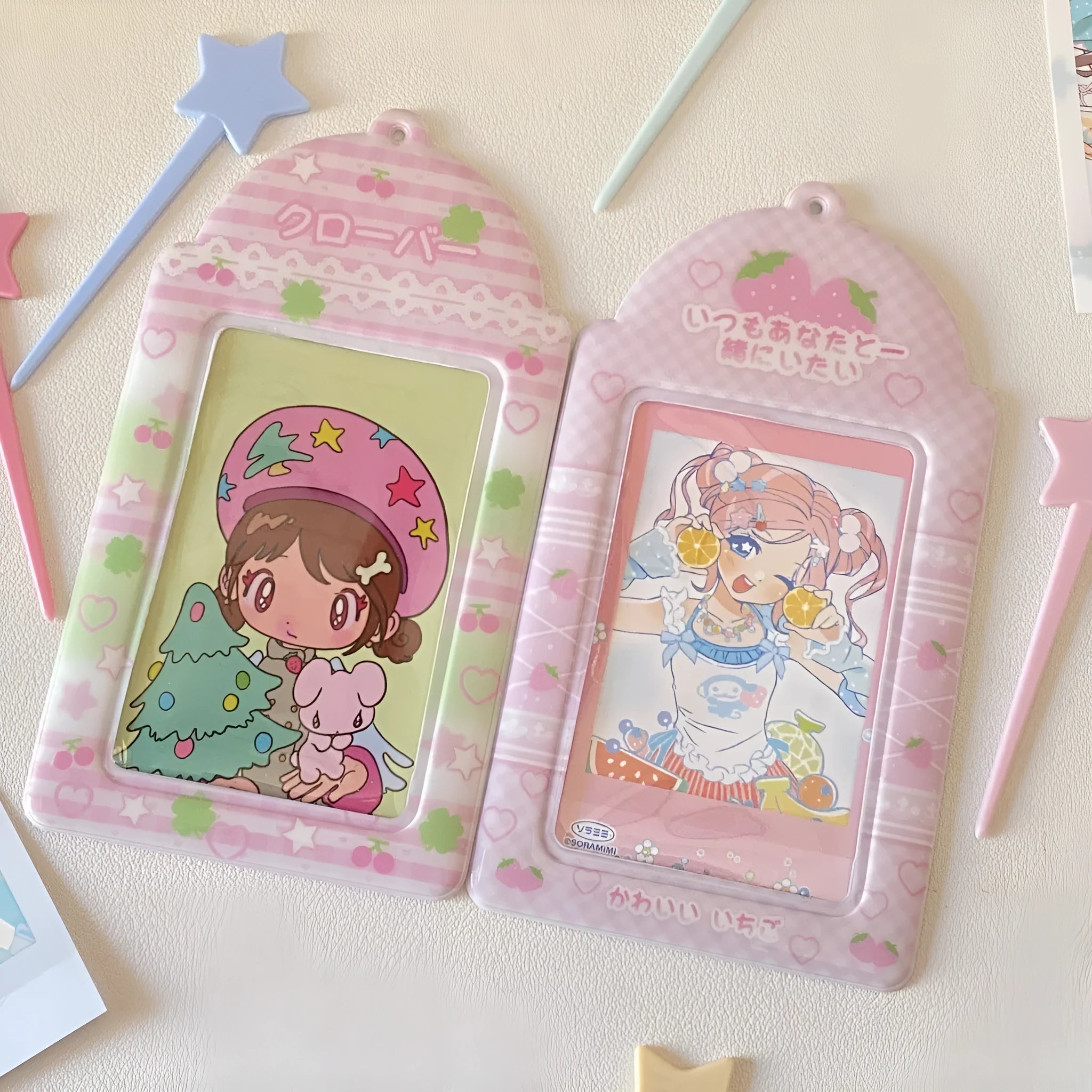 Plaid strawberry PVC meal card holder display pendant measuring 7.6cm by 13.6cm