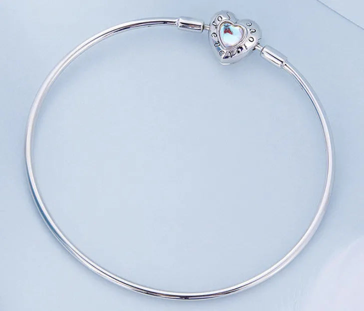 925 silver electroplated heart-shaped moonstone bracelet Korean style on white background
