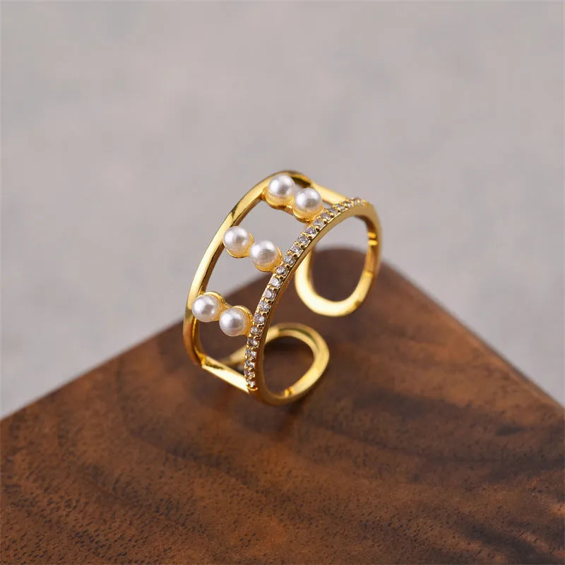 Gold electroplated geometry-shaped adjustable women's ring on copper base