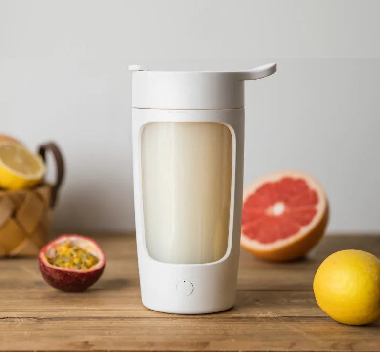 Portable automatic blending cup with 650ml capacity in four colour options