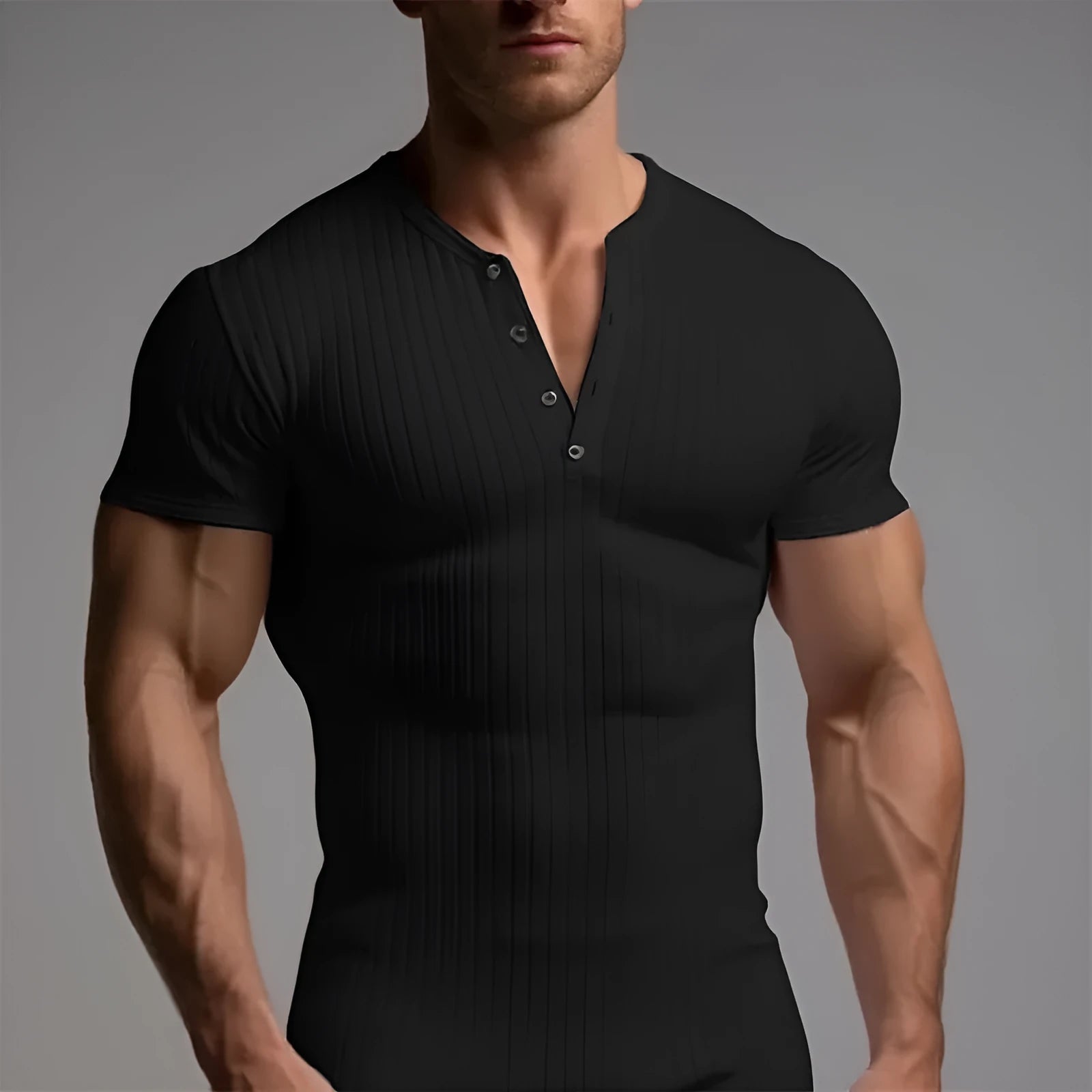 Men's sports slim-fitting muscle t-shirt in polyester with athletic styling and solid colours