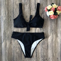 Solid colour European and American style bikini set in polyester fabric