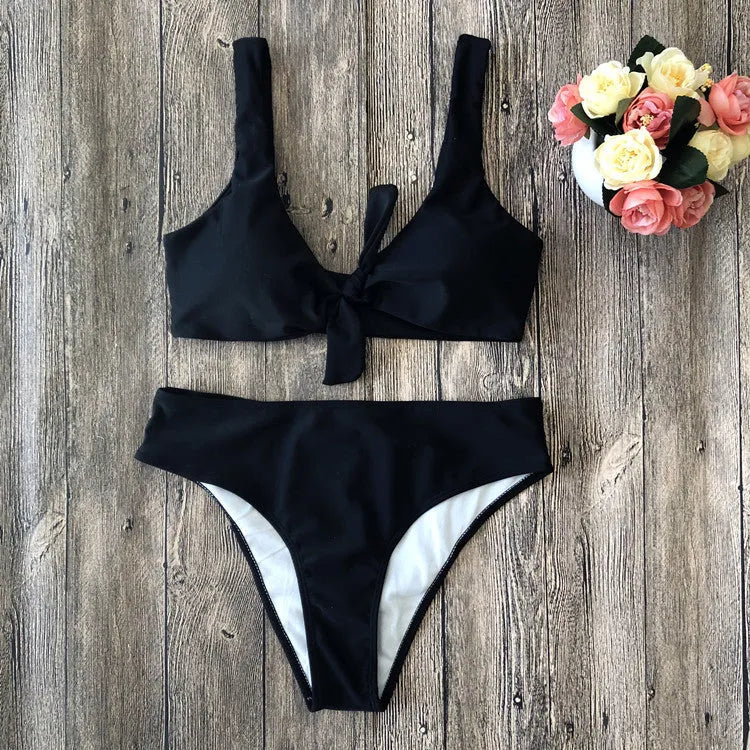 Solid colour European and American style bikini set in polyester fabric