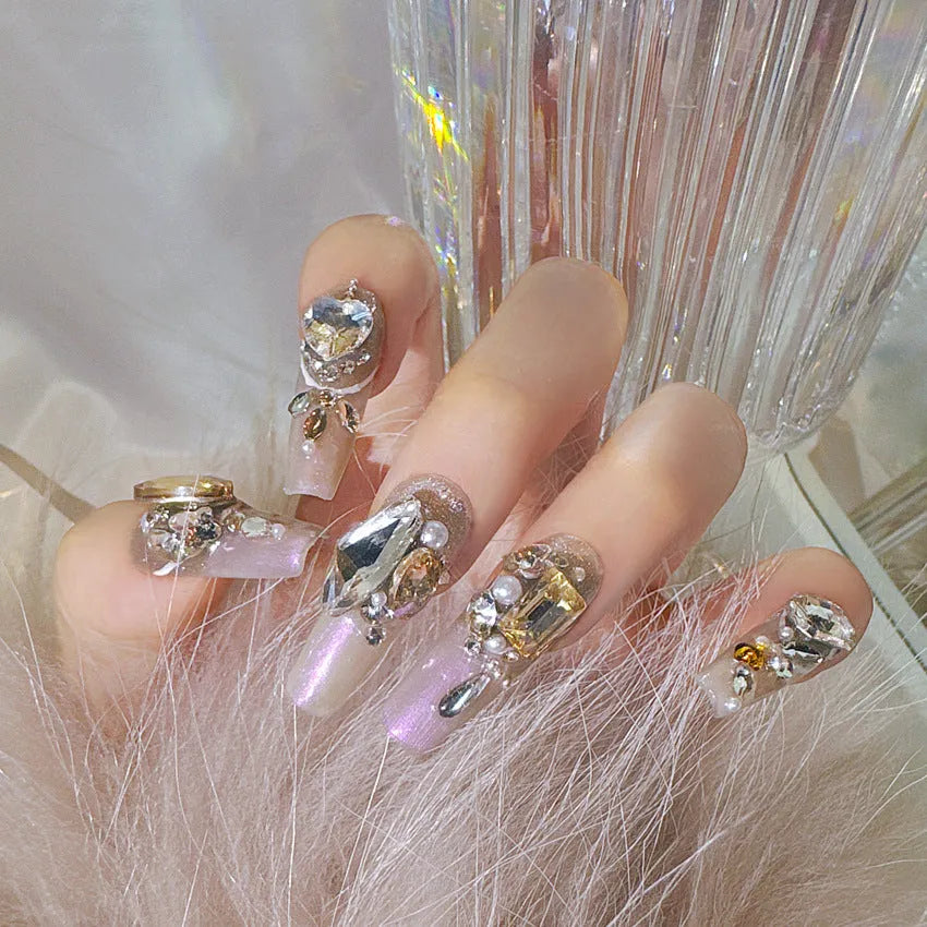 Card of 10 rhinestone-decorated flash style artificial nails for women with jelly adhesive or tool set.