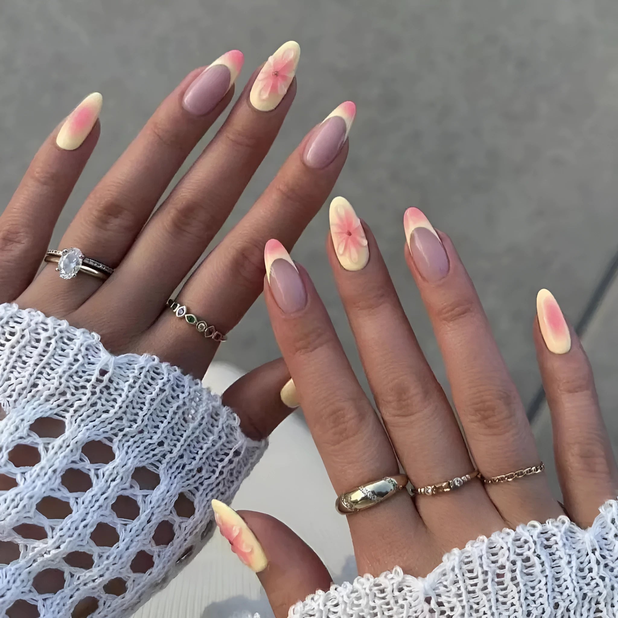 Fake nails with 3D cartoon flower designs on plastic wearable armour pieces in colour TY-318
