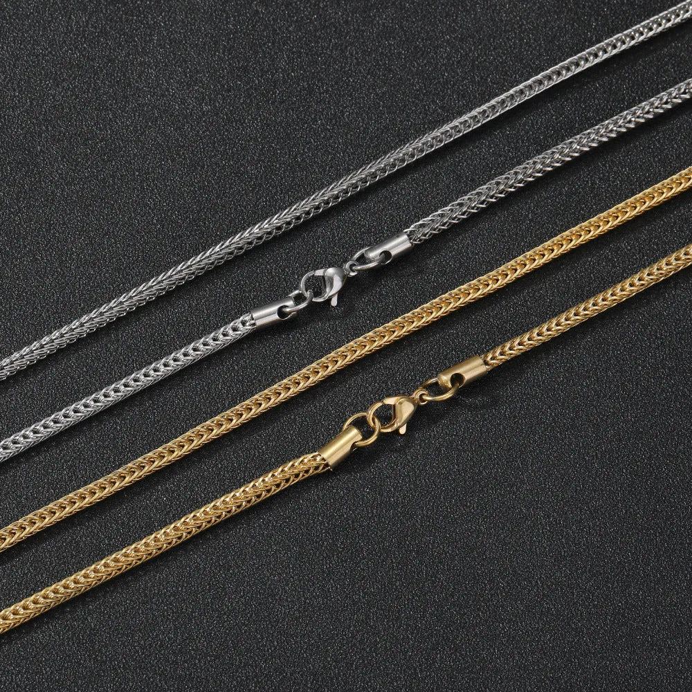 Stainless steel necklace chain 3mm 60cm vacuum electroplated StGolden colour on white background