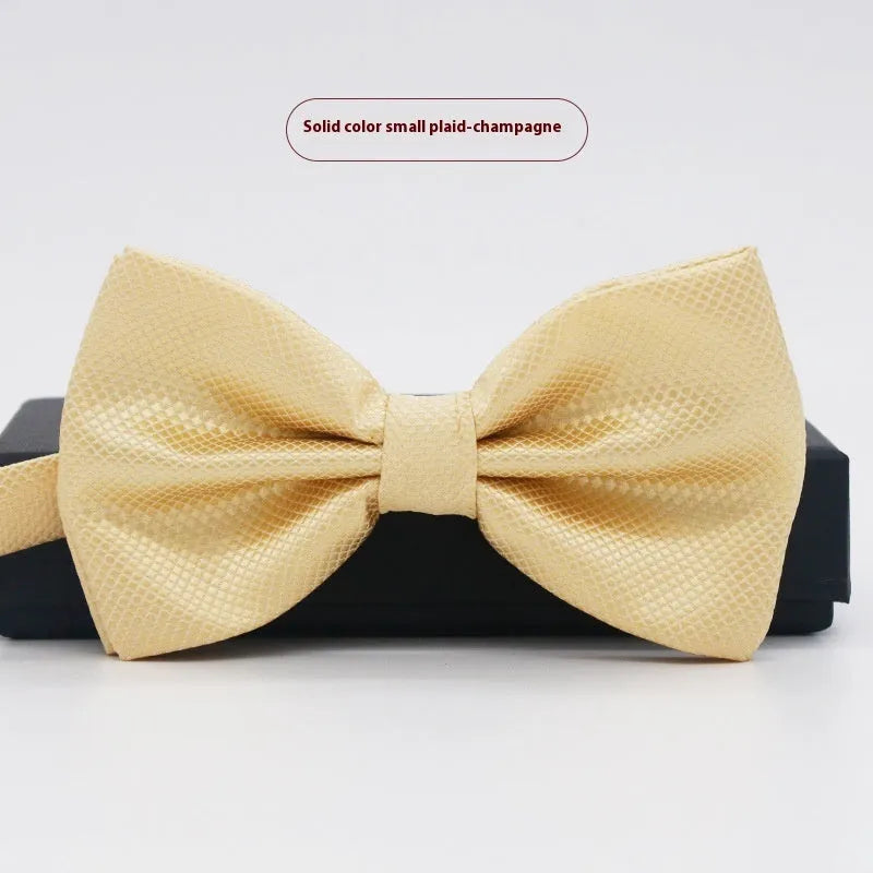 Solid colour formal bow tie with flat head design in polyester fabric