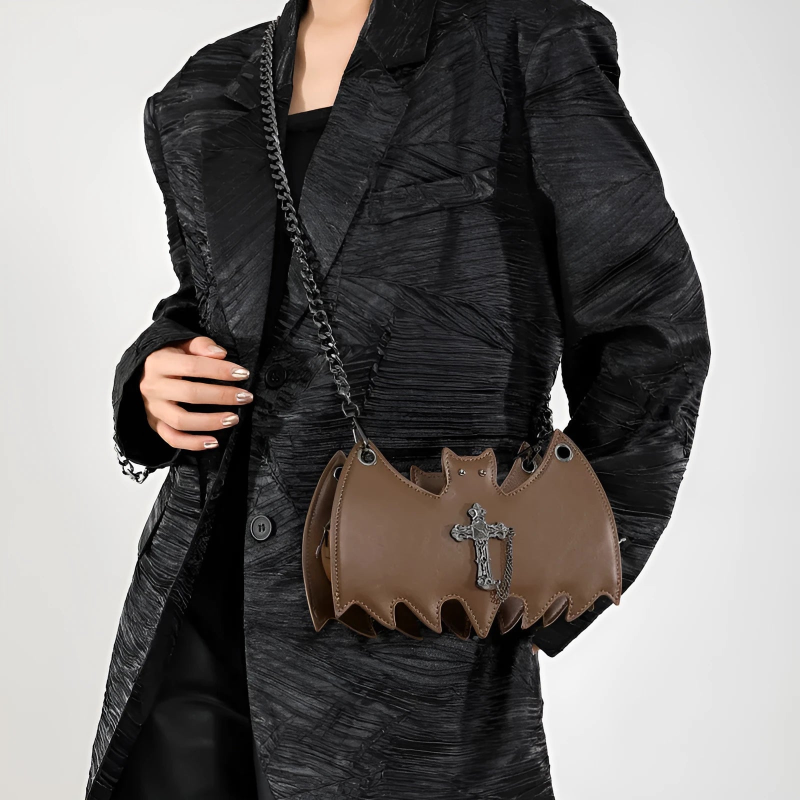 New Fashion Creative Halloween Personalized Bat Handbag in black PU leather with chain strap and batwing shape