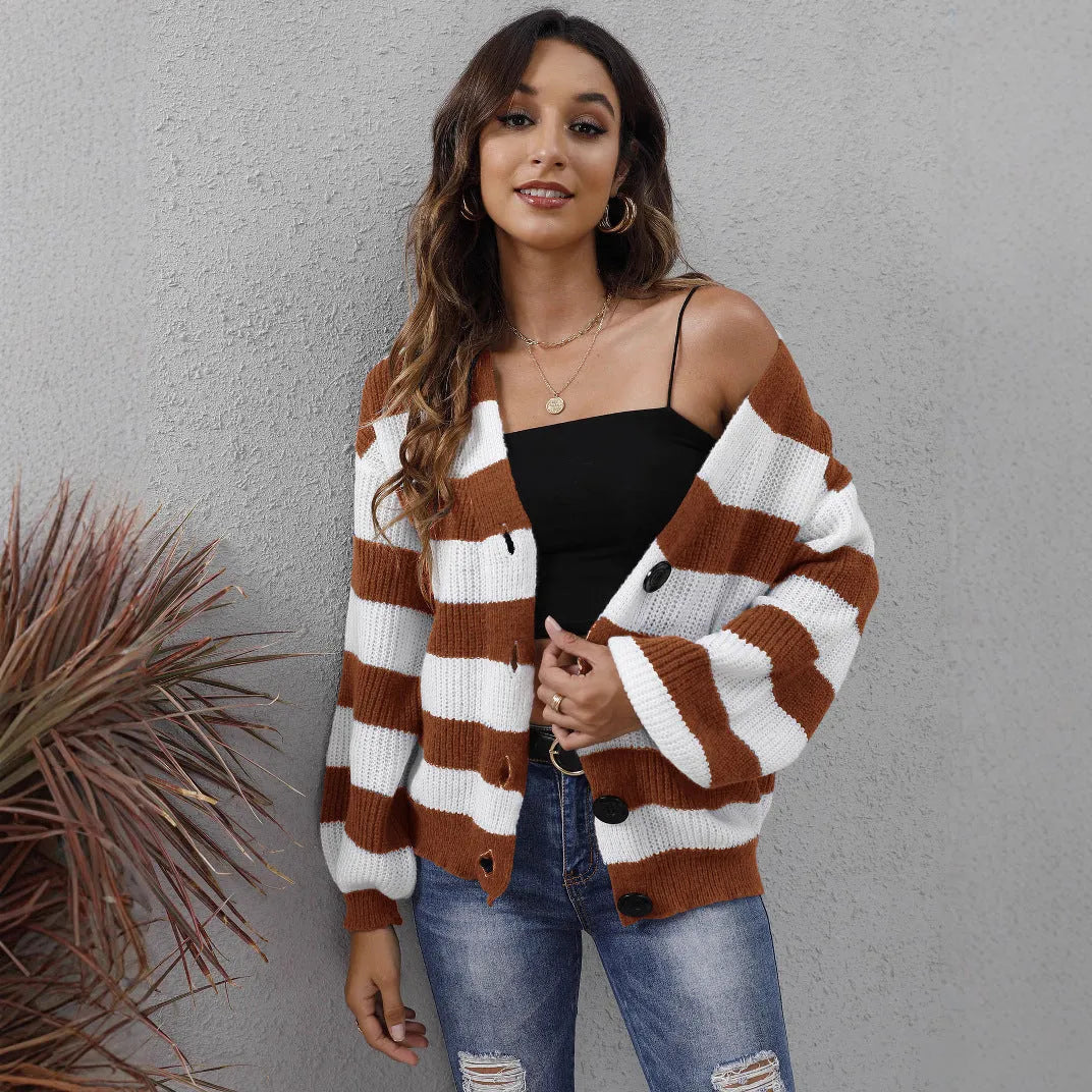 Women's striped cardigan in deer plush polyester with button front and woven stitching detail