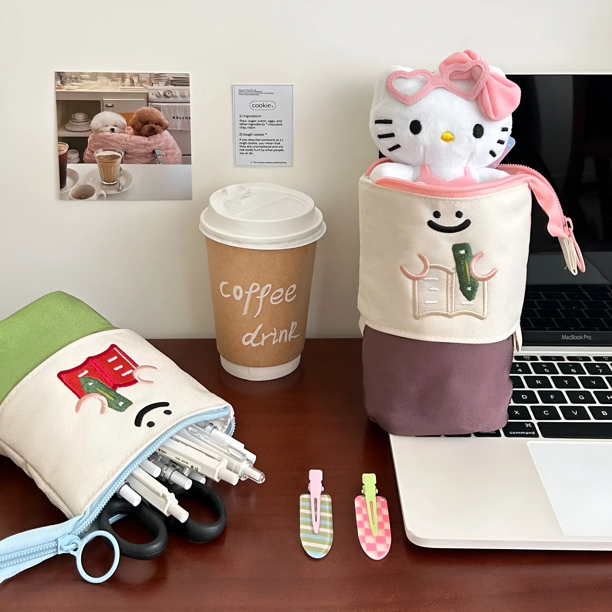Korean-style cartoon collapsible pencil case in brown or green oxford fabric