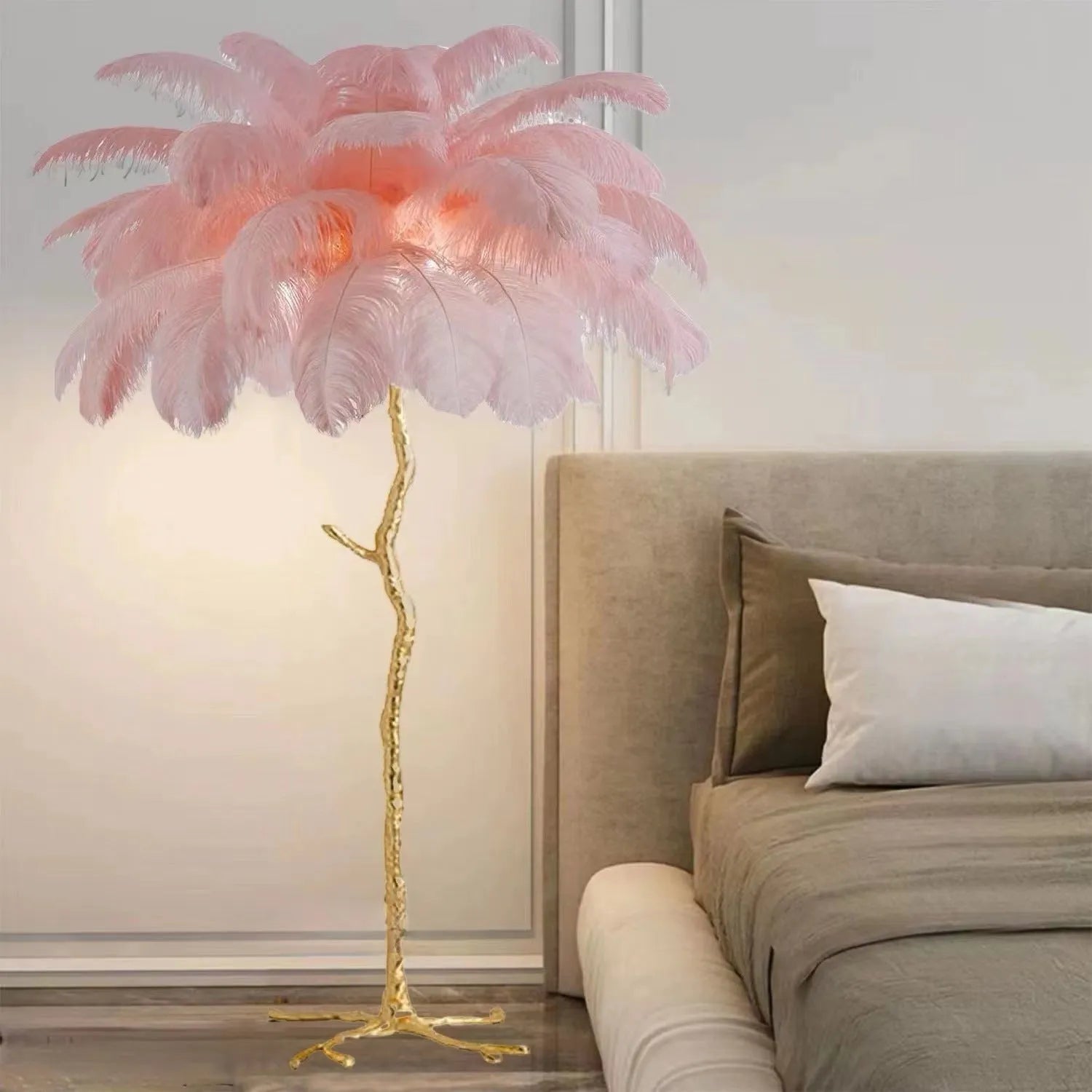 Decorative resin feather floor lamp with 32 feathers, 170cm tall for living room