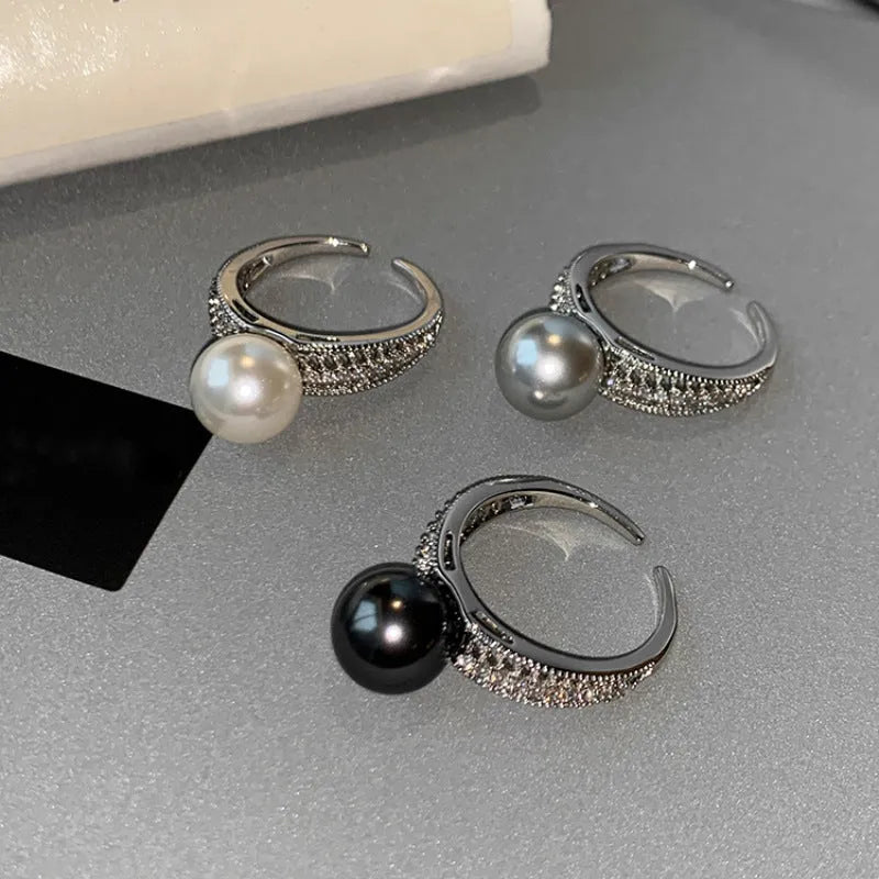 Adjustable copper open finger ring with geometric black pearl design